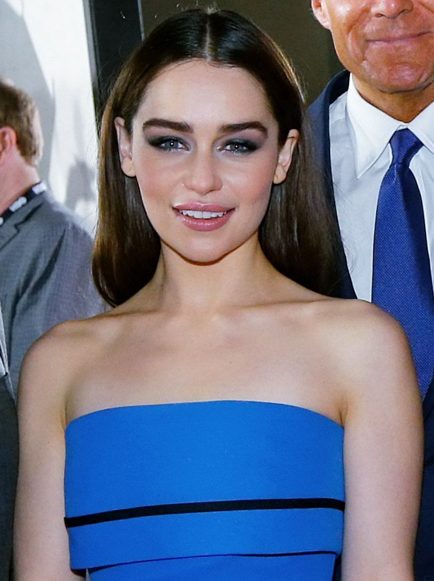 Emilia_Clarke_2013_(Straighten_Colors_2)