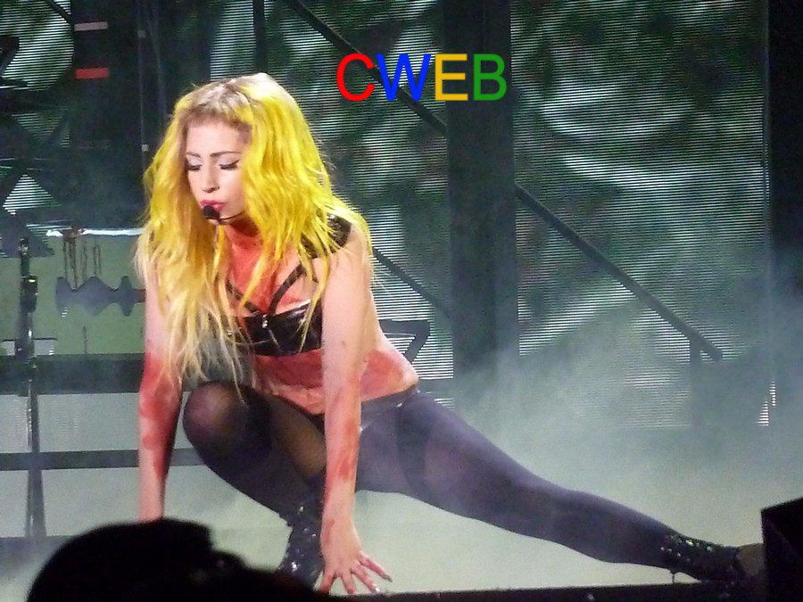 Lady_Gaga_Alejandro.jpg