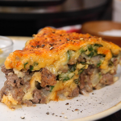 Impossibly Easy Cheeseburger Pie - CWEB