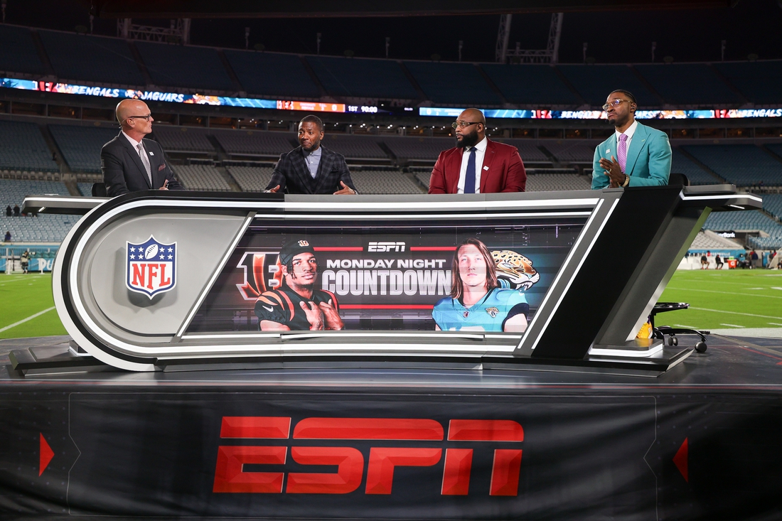 NFL News: Report: Samantha Ponder, Robert Griffin III Out At ESPN - CWEB